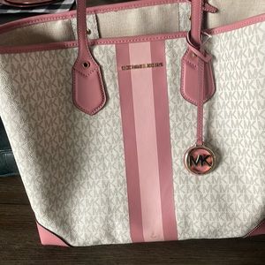 Michael Kors tote